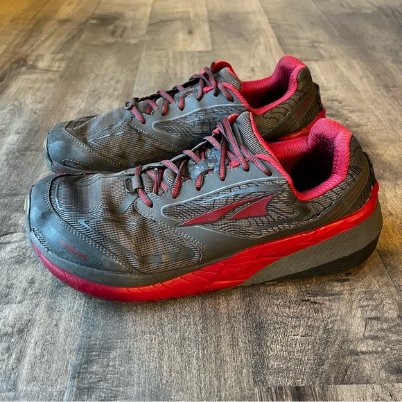 Altra Mens Olympus 3 Gray Running Shoes Sneakers Size 11 - Picture 1 of 8
